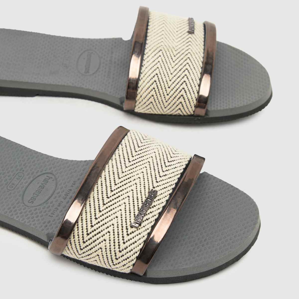 Havaianas Trancoso csúszószandál szürke színben.