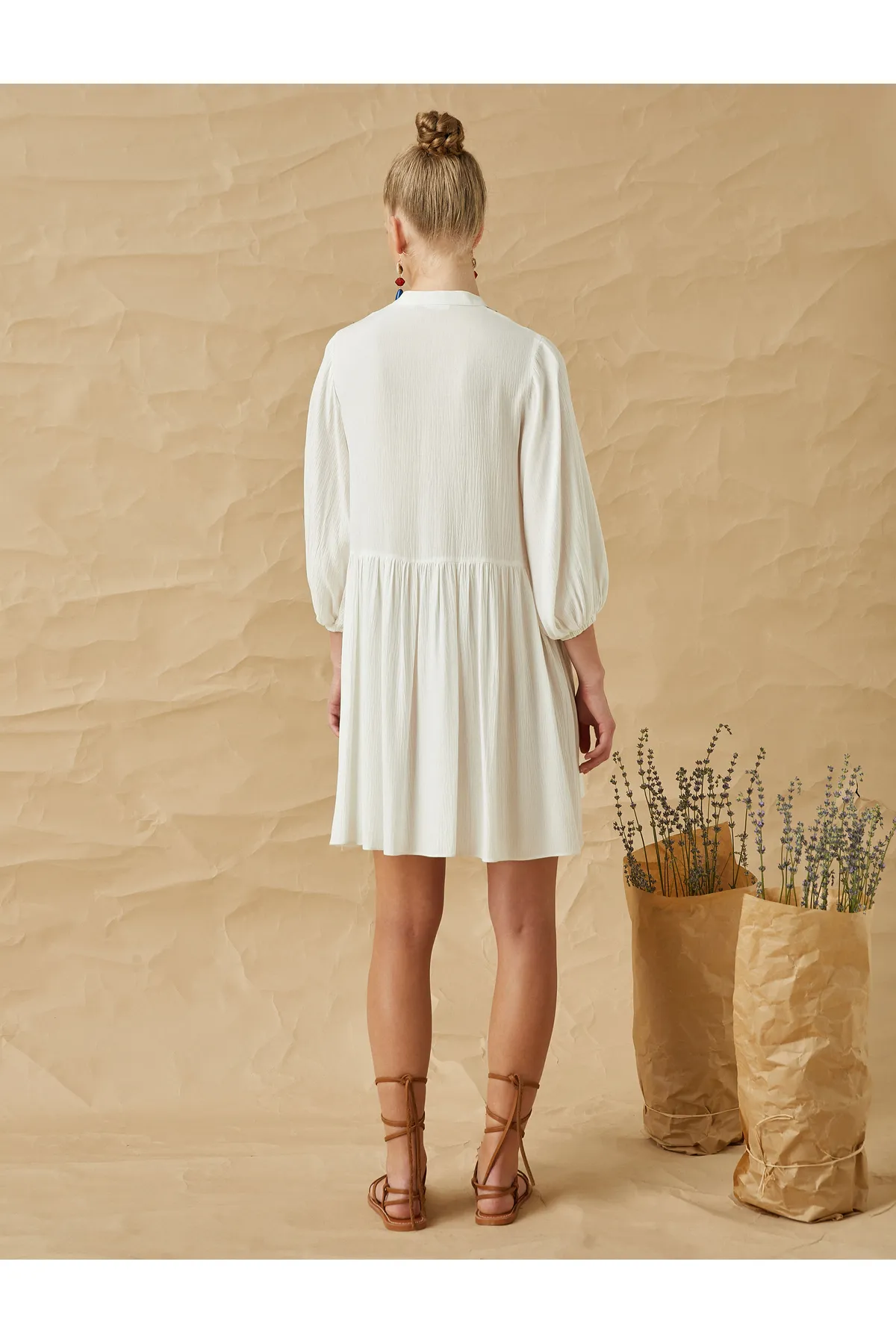 Koton  Ethnisch besticktes Minikleid mit Ballonärmeln