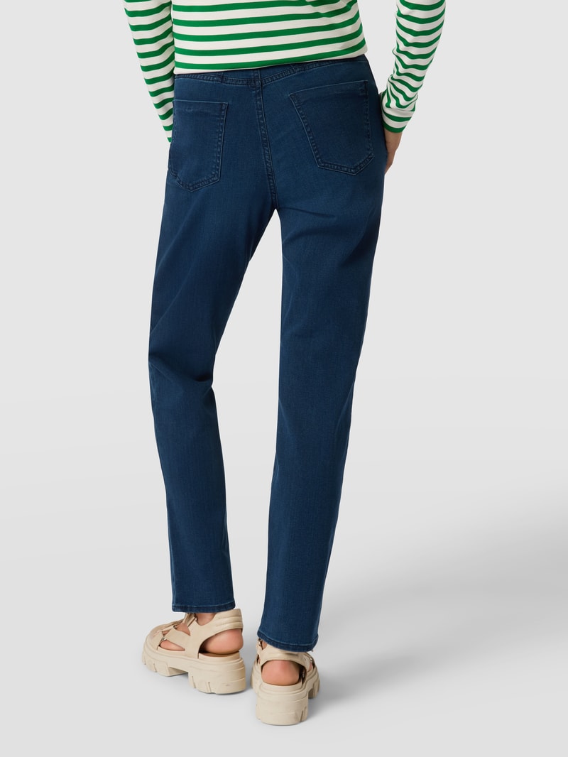 Jeans mit Label-Patch aus Leder Modell 'Carola' in blau