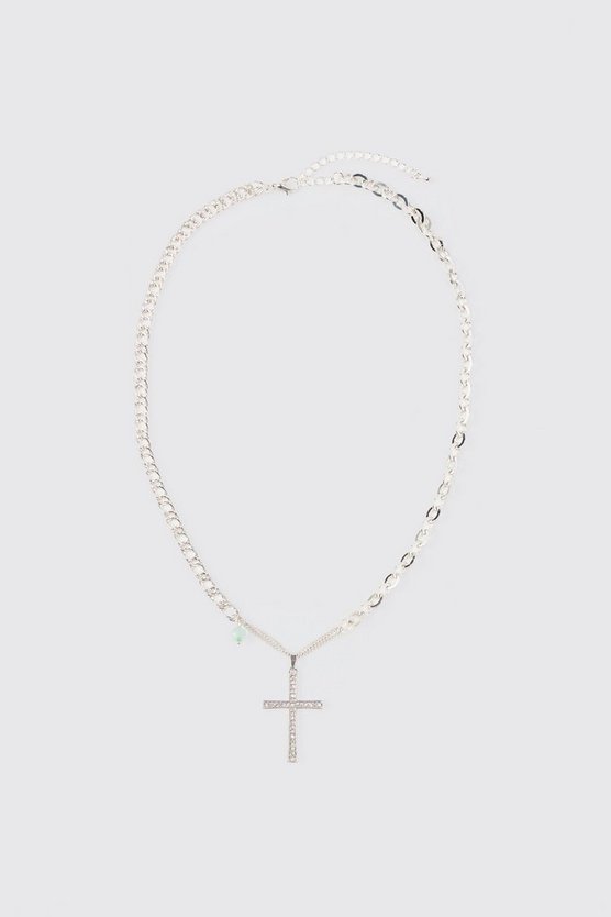 Silberne Kette mit Kreuz-Anhänger