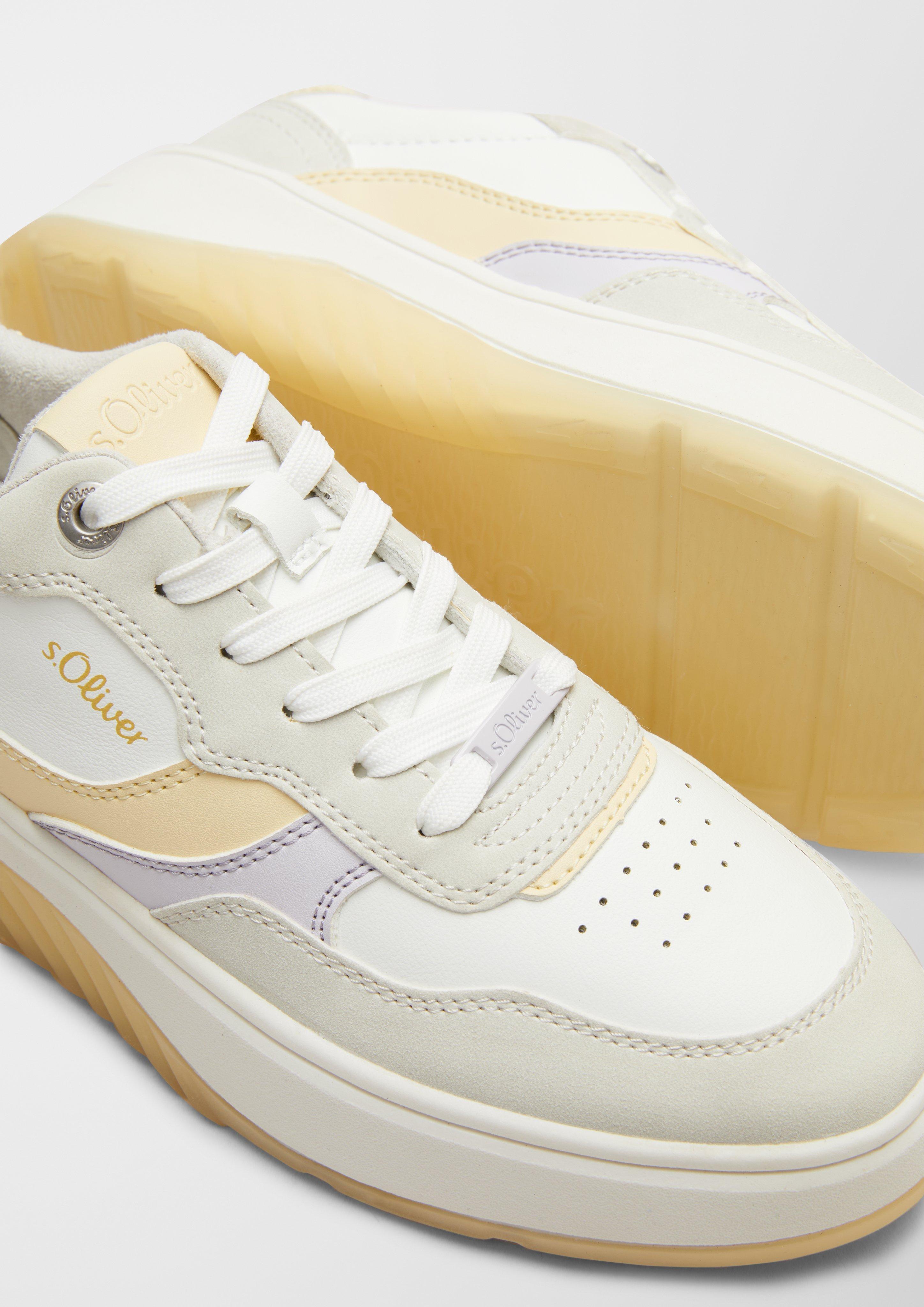 Sneaker aus Lederimitat  6007309-110