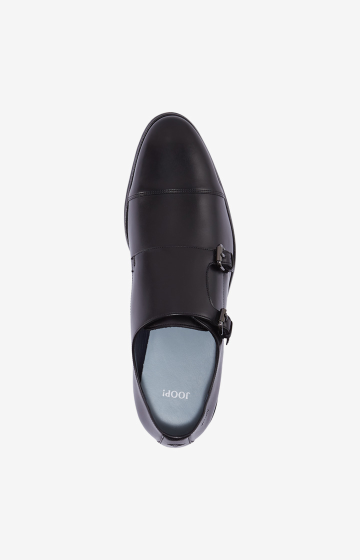 Monk Kleitos in Schwarz