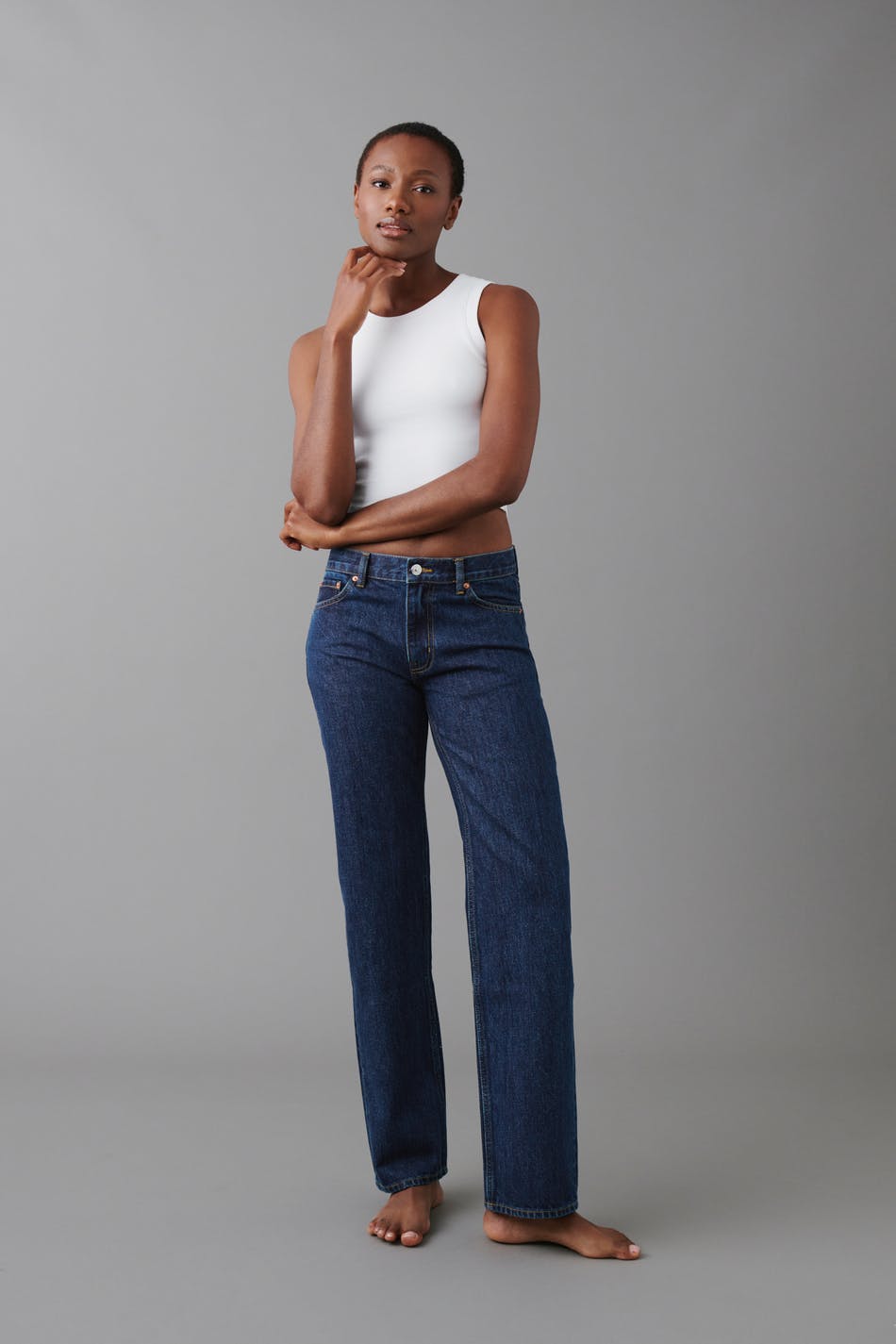 Low straight petite jeans