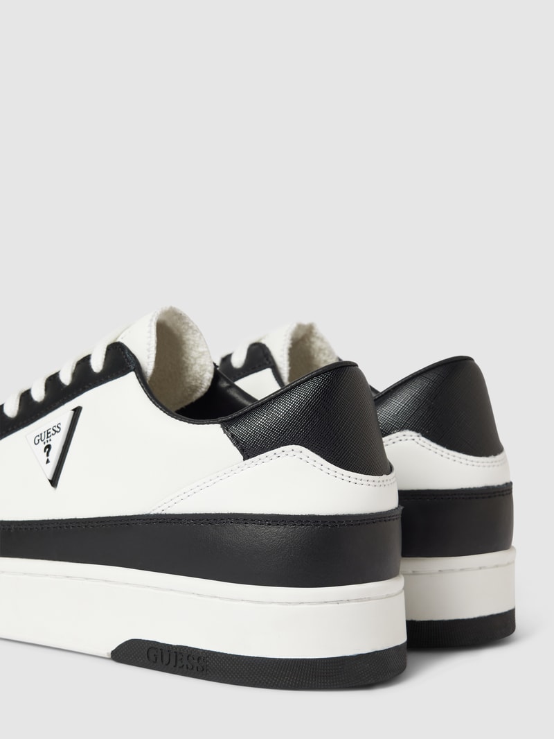 Sneaker aus Leder-Mix Modell 'SILEA' in schwarz