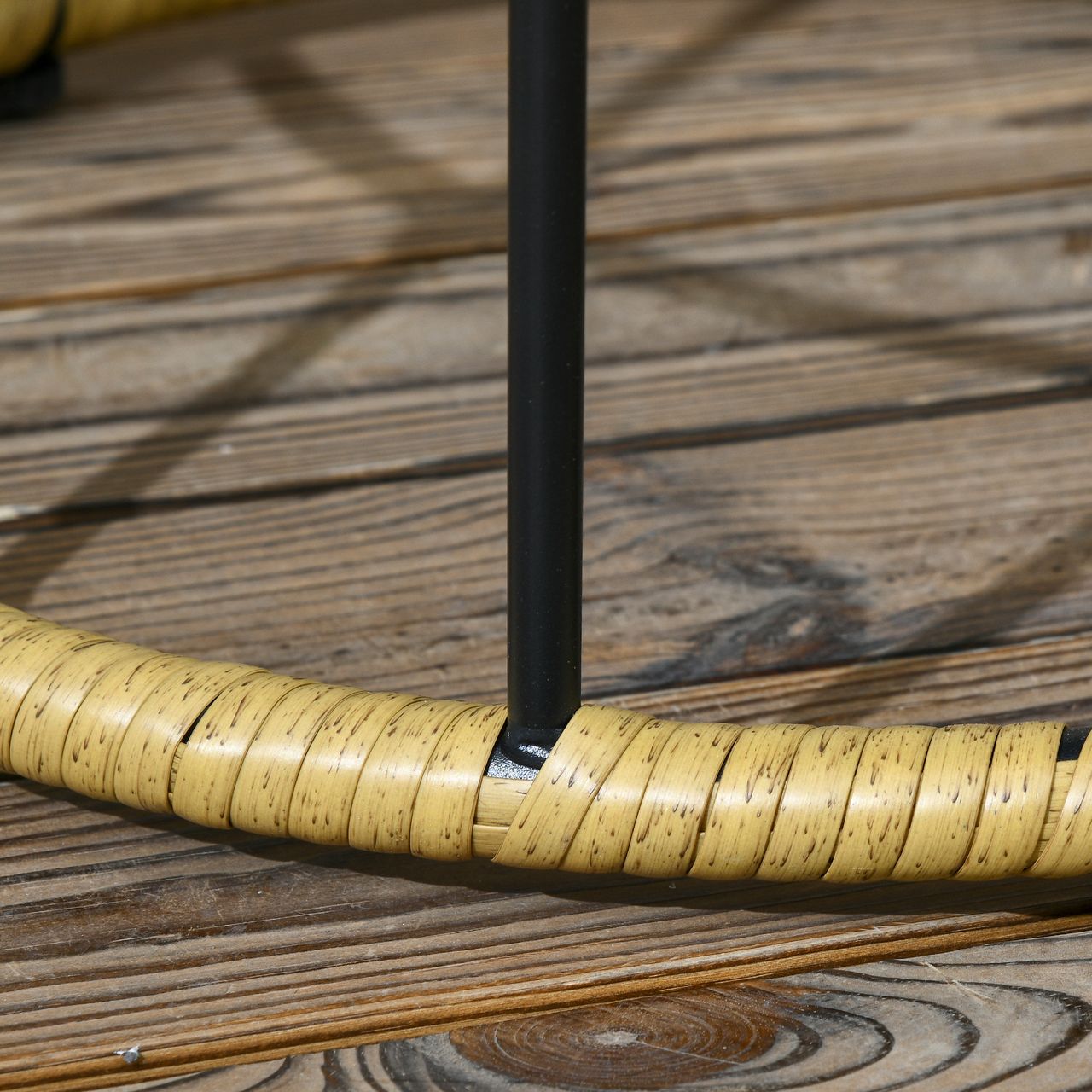 Outsunny Rattan Beistelltisch 2er-Set Couchtisch, Stapelbar Sofatisch für Garten