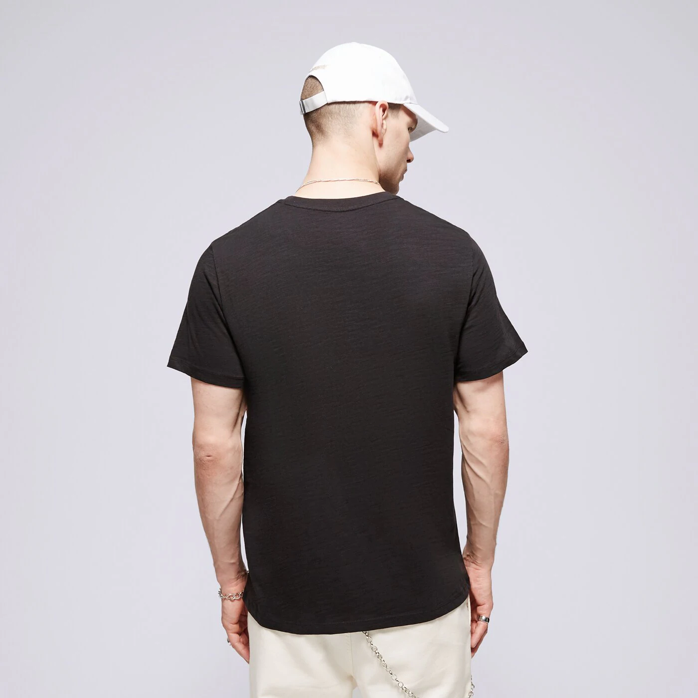 LEVI'S T-SHIRT SS CLASSIC POCKET TEE BLACKS Schwarz