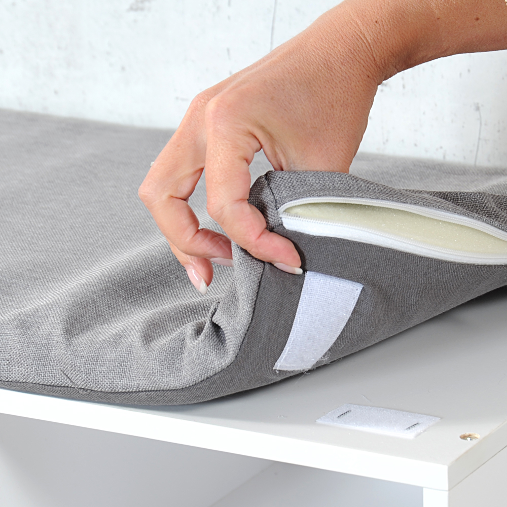 Kesper Universal-/ Schuhschrank mit Sitzkissen und Schublade, weiß