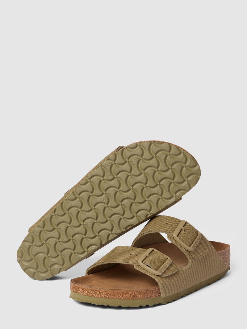 Sandalen mit Dornschließen in metallic Modell 'Arizona' in khaki