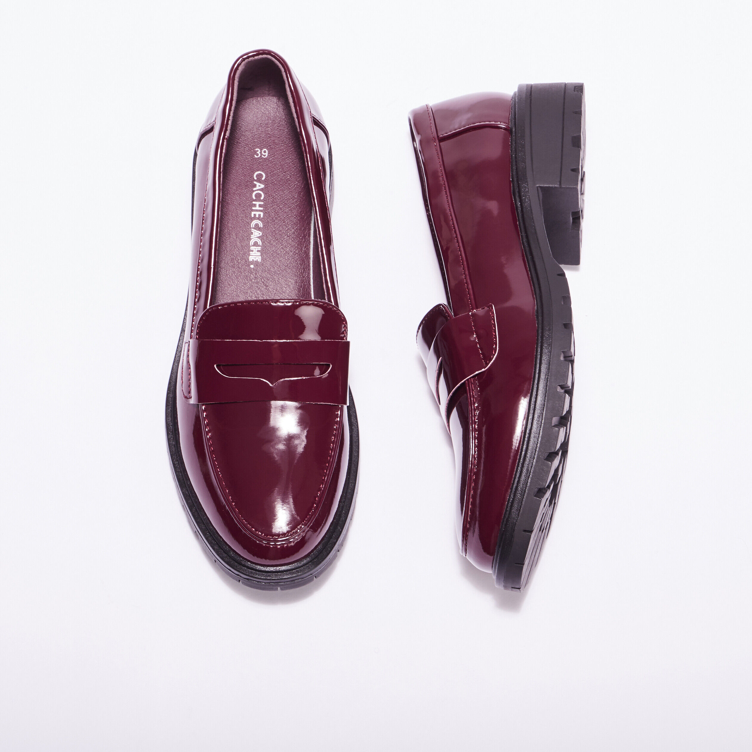 Mocassins vernis crantés prune femme | Cache Cache