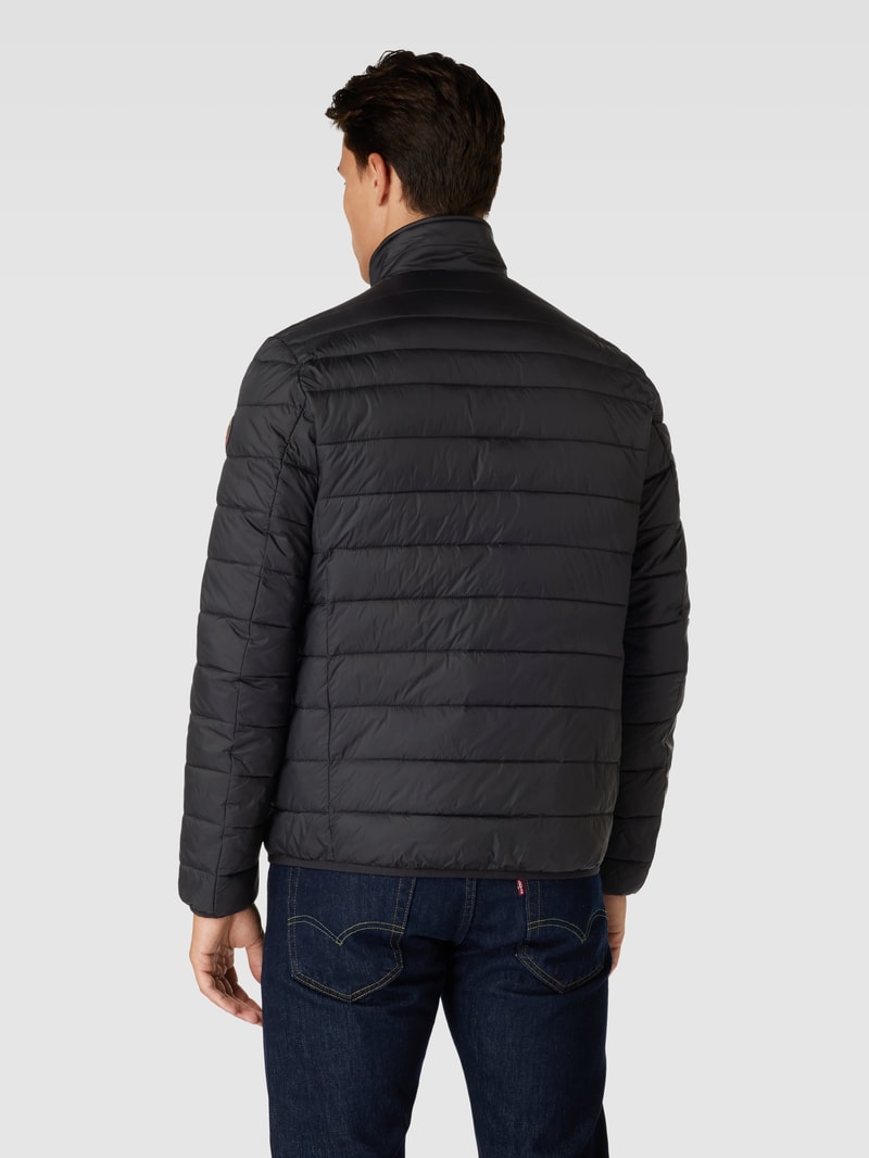 Steppjacke mit Stehkragen in schwarz