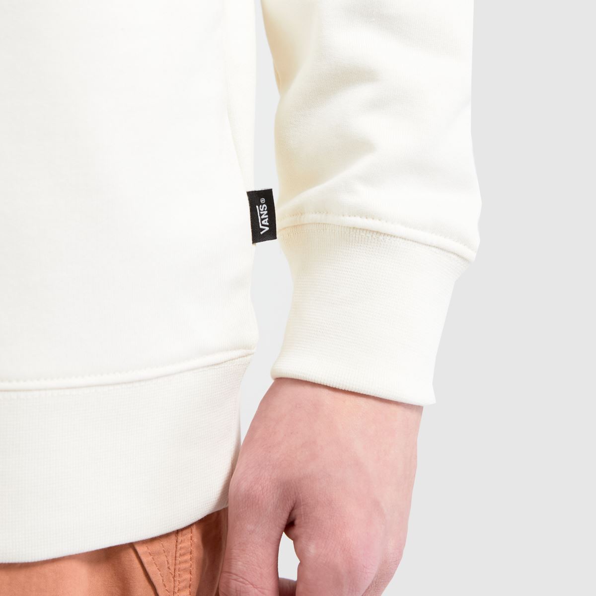 Vans – Core Basic – Vit sweatshirt med rund hals