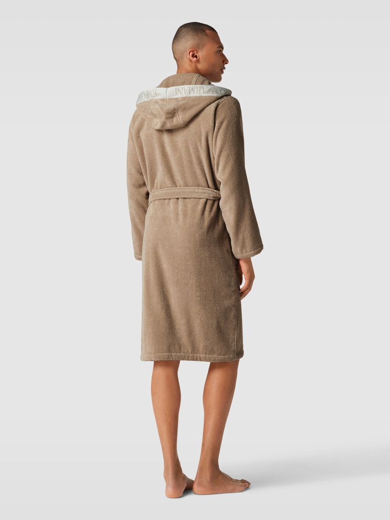 Bademantel mit Label-Print in beige