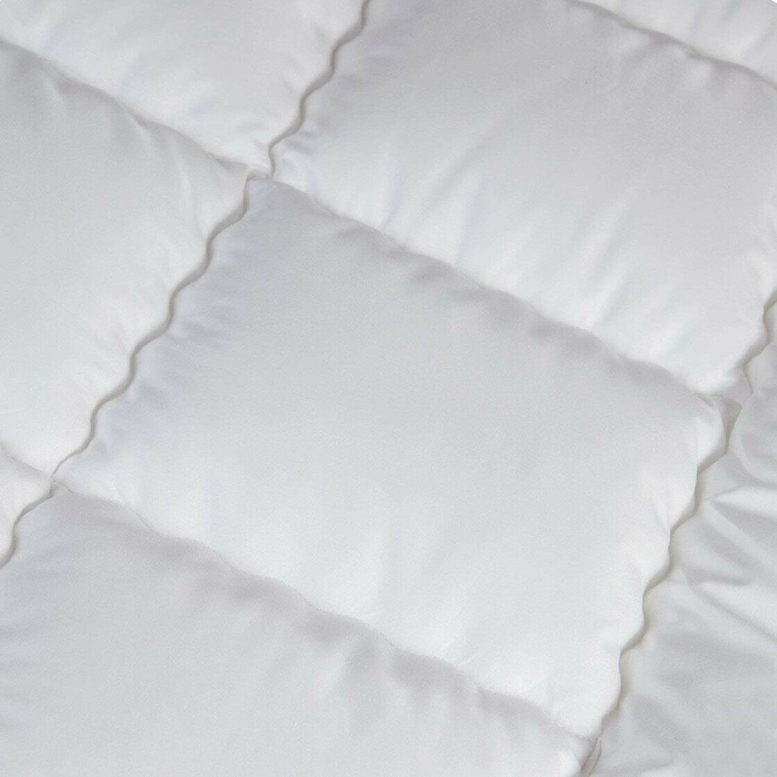 Einziehdecke, Schlafmond Medicus Clean Ganzjahresdecke, Schlafmond, Füllung: 100 % Polyester, silikonisierte Hohlfaser Schlafmond HYPER-WASH, Bezug: 100 % Baumwolle-Perkal, Soft-Ausführung