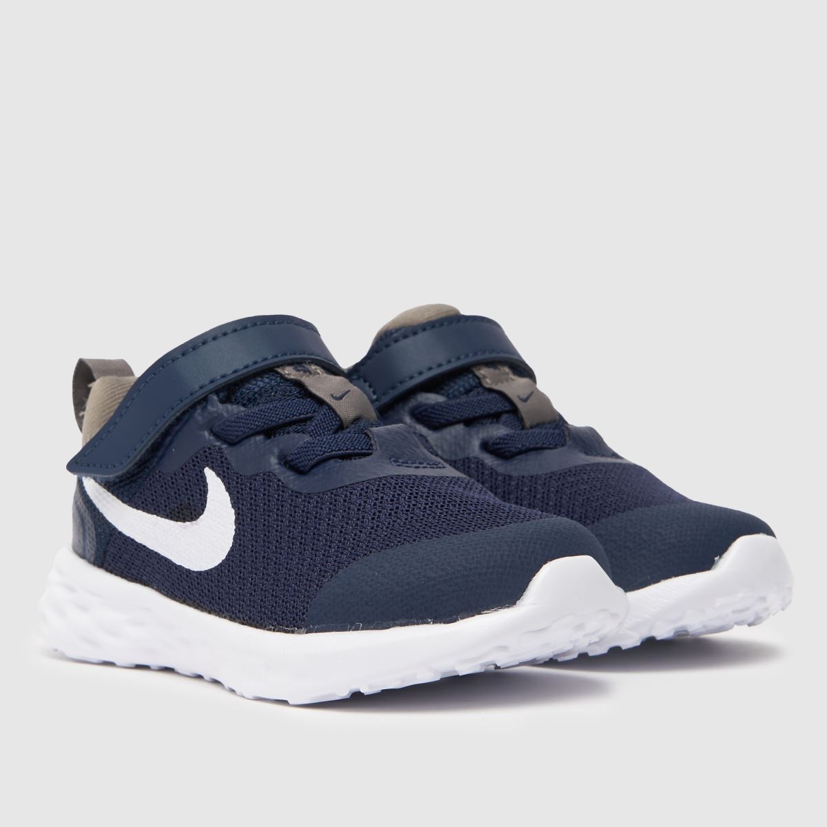 Nike marinblå och vita revolution 6 pojkar småbarnsskor