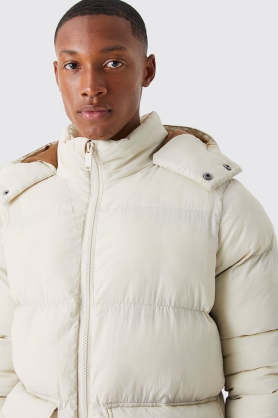Mittellange Steppjacke mit Kontrast-Kapuze