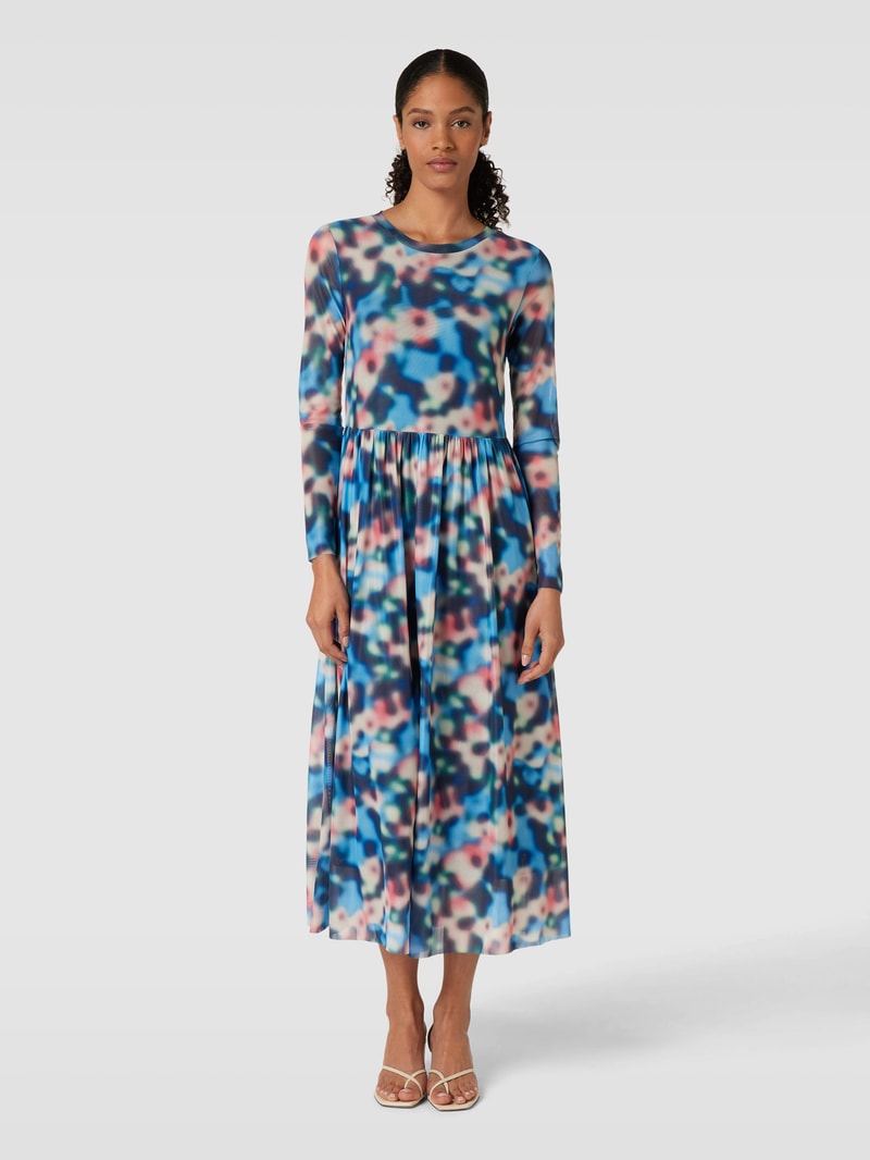 Maxikleid mit Allover-Muster in schwarz