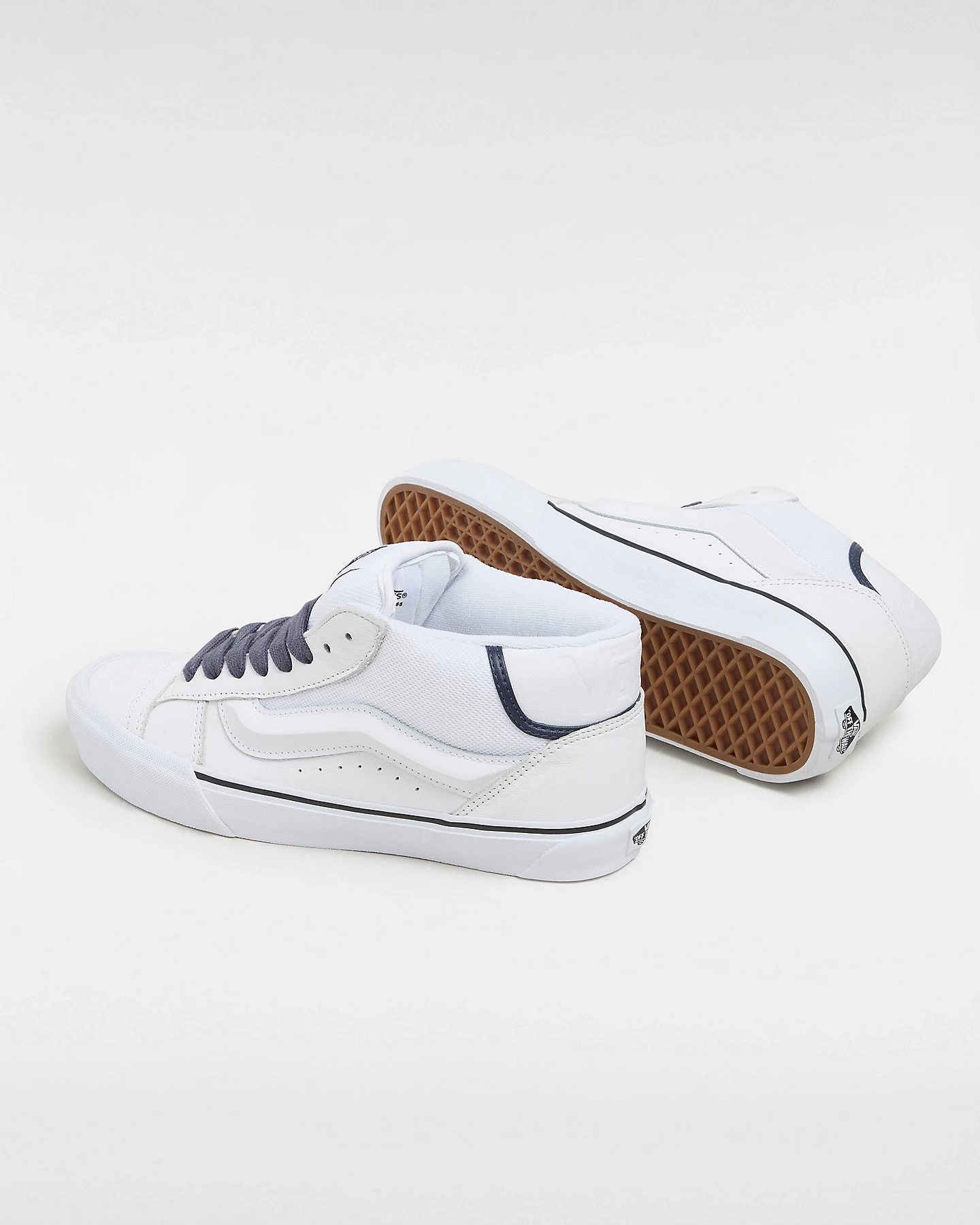 Scarpe Knu Mid