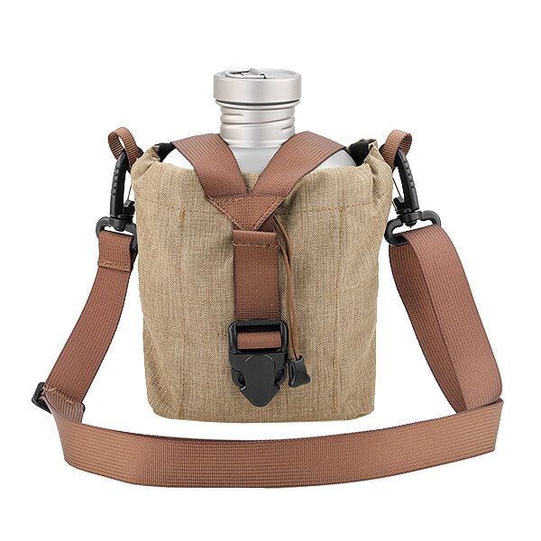 Titan Canteen Feldflasche m. Becher u. Tasche