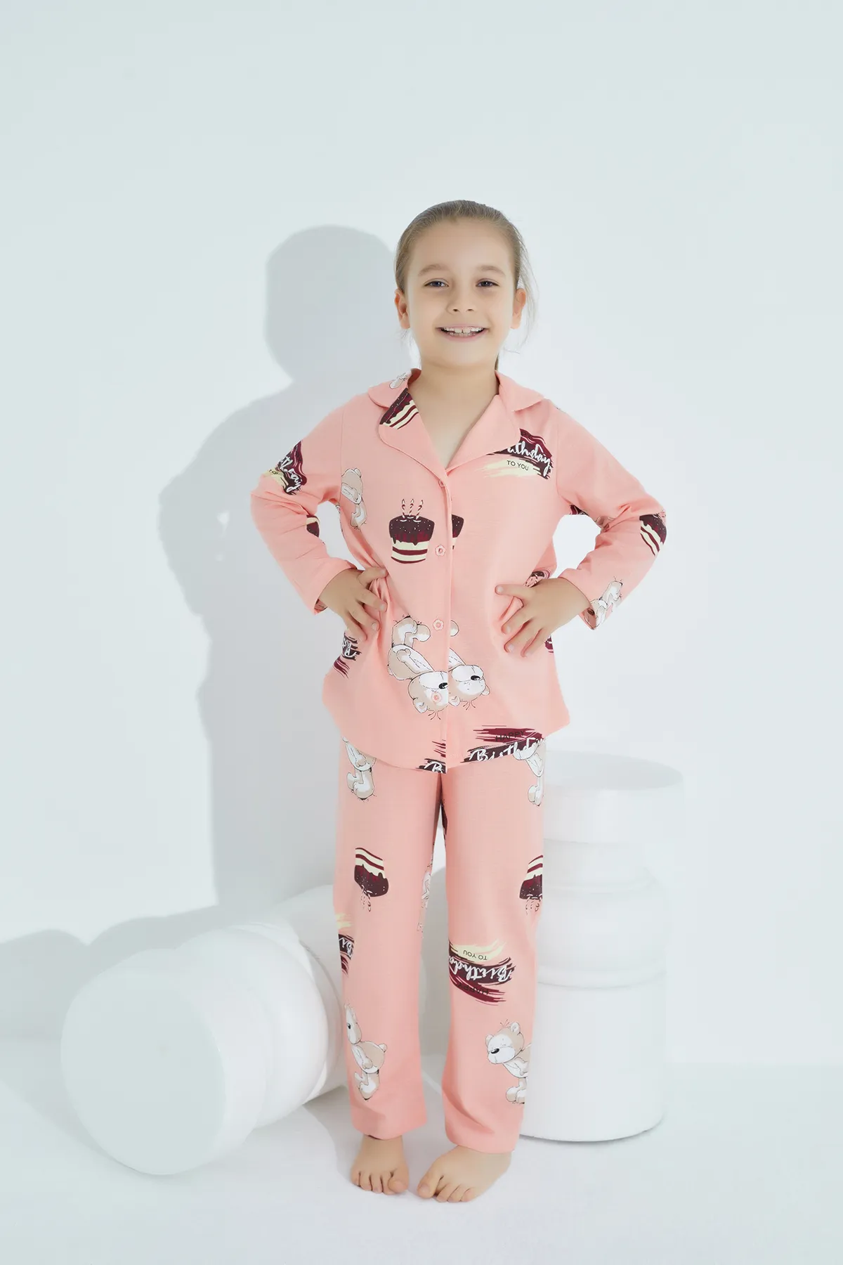STRAWBERRY  Pyjama-Set aus Baumwolle mit Knöpfen