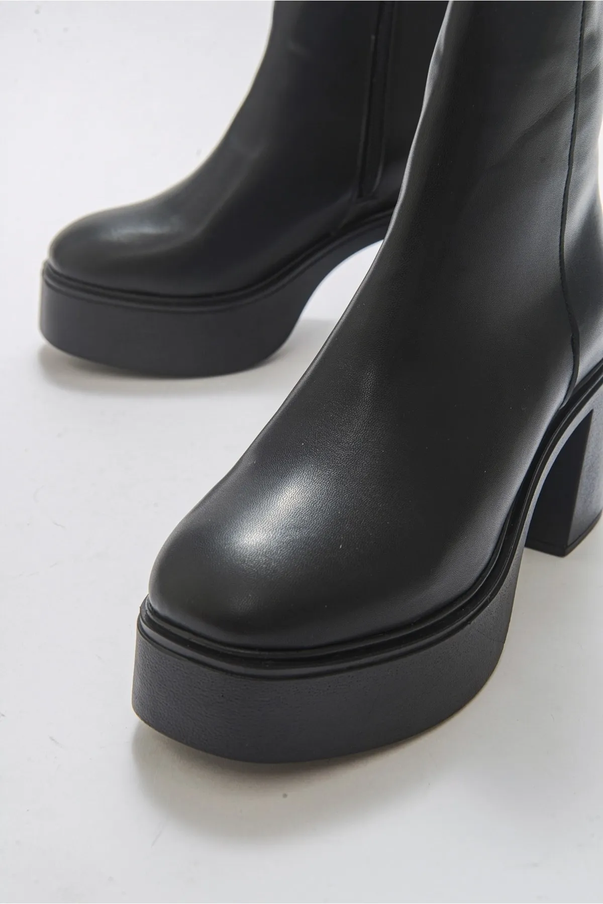 LuviShoes  West Black Skin Damenstiefel