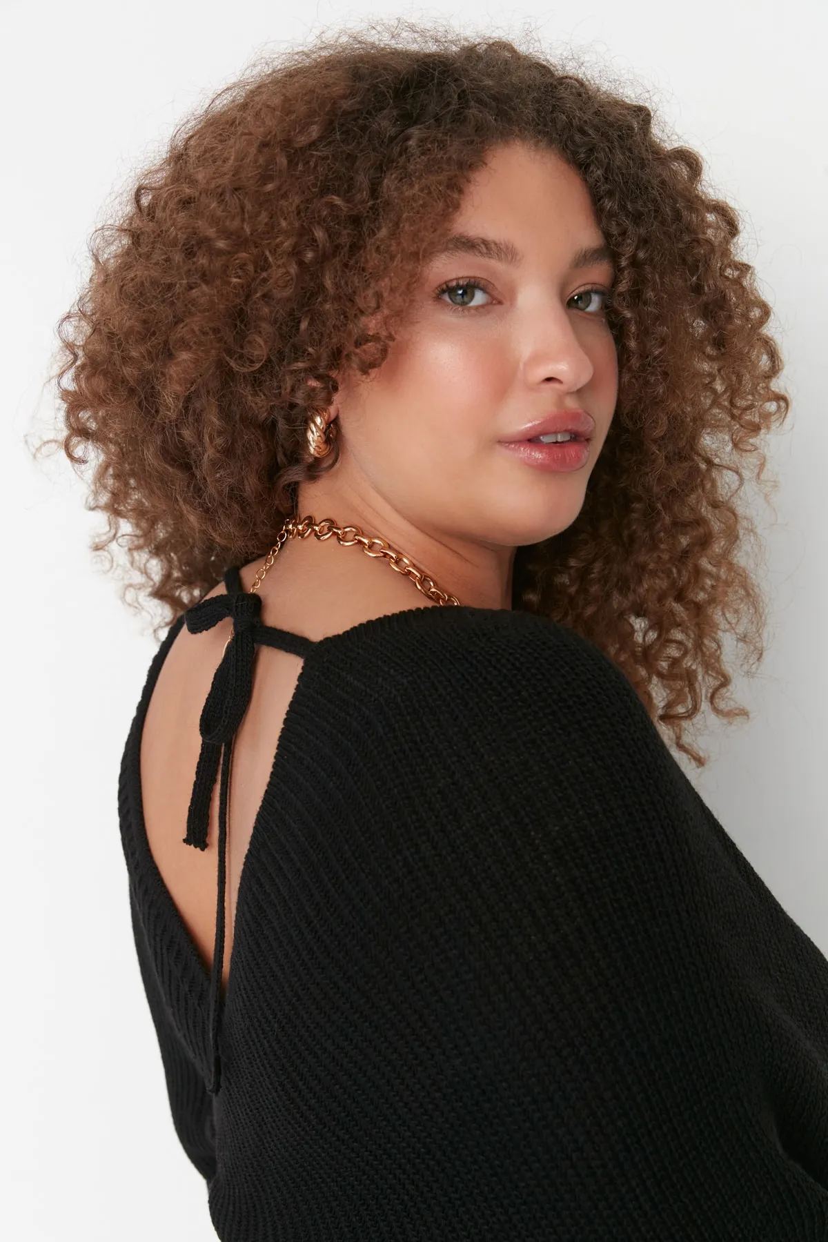 Trendyol Curve  Schwarzer Strickpullover