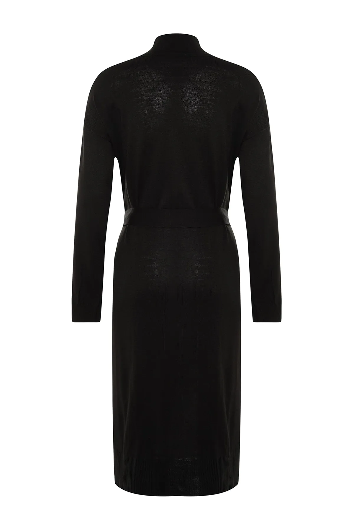 Trendyol Collection  Schwarzes langes Strickkleid mit Gürtel THMAW23EL00000