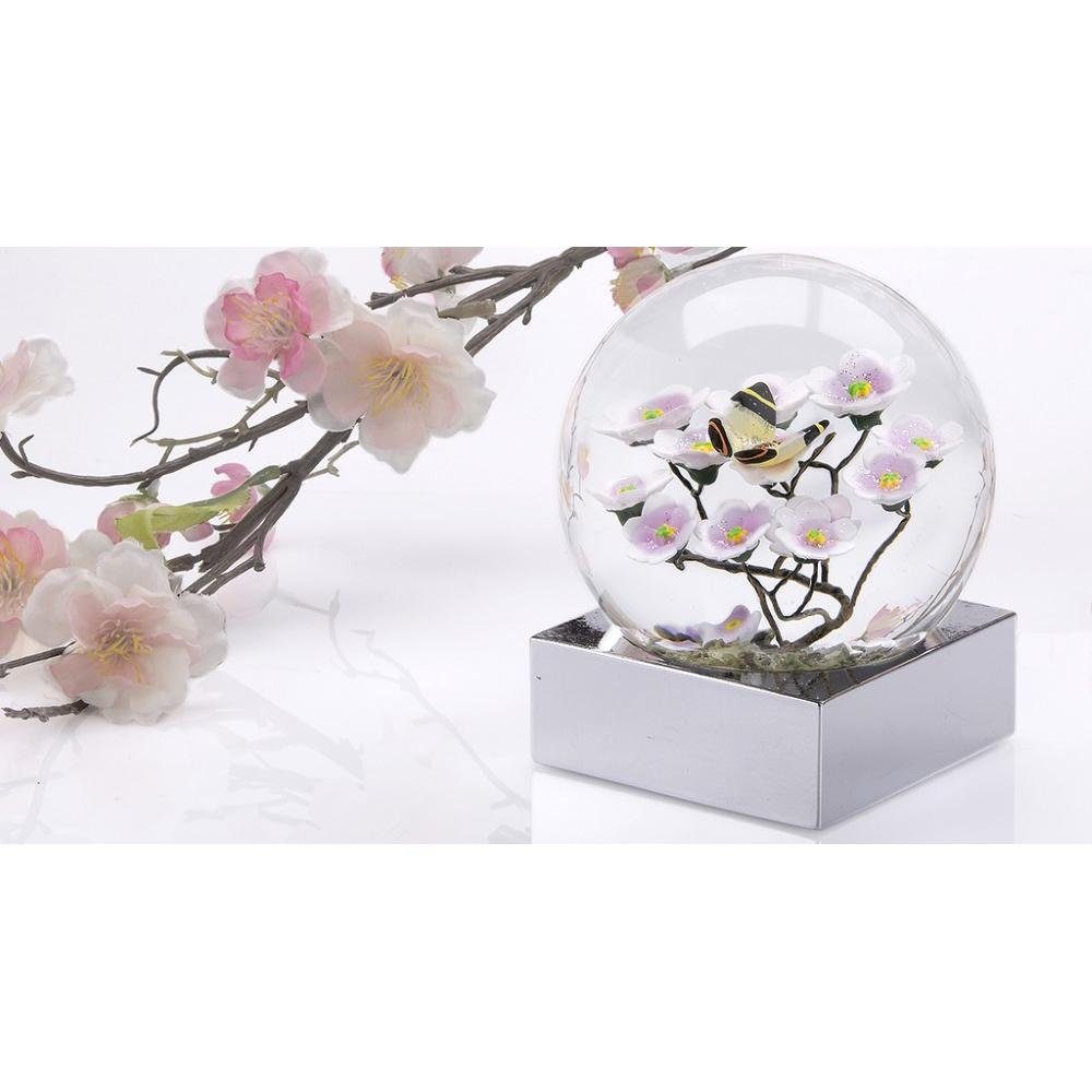 Cool Snow Globes Skulptur Schneekugel Schmetterling auf Ast
