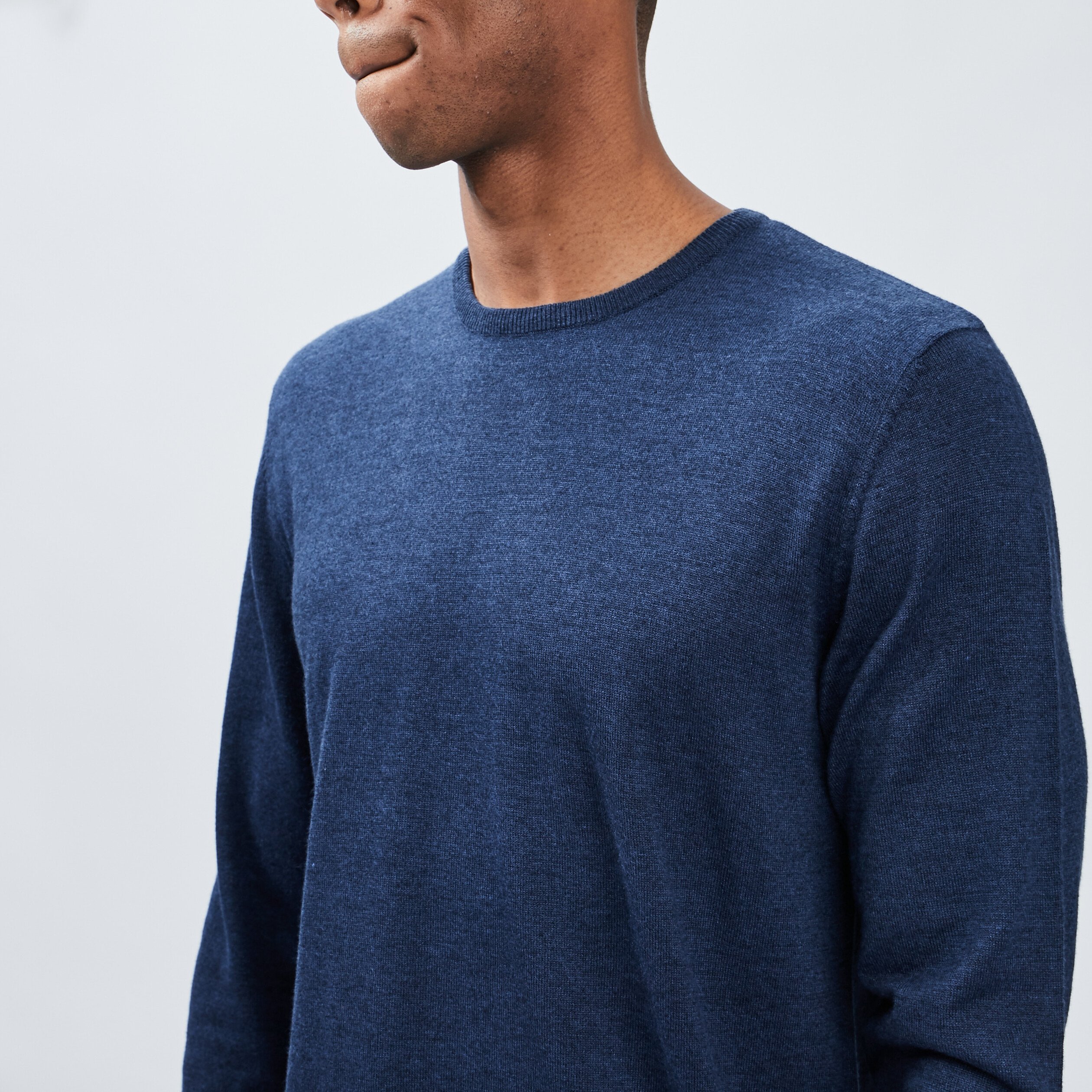 Pull droit col rond bleu foncé homme | La Halle