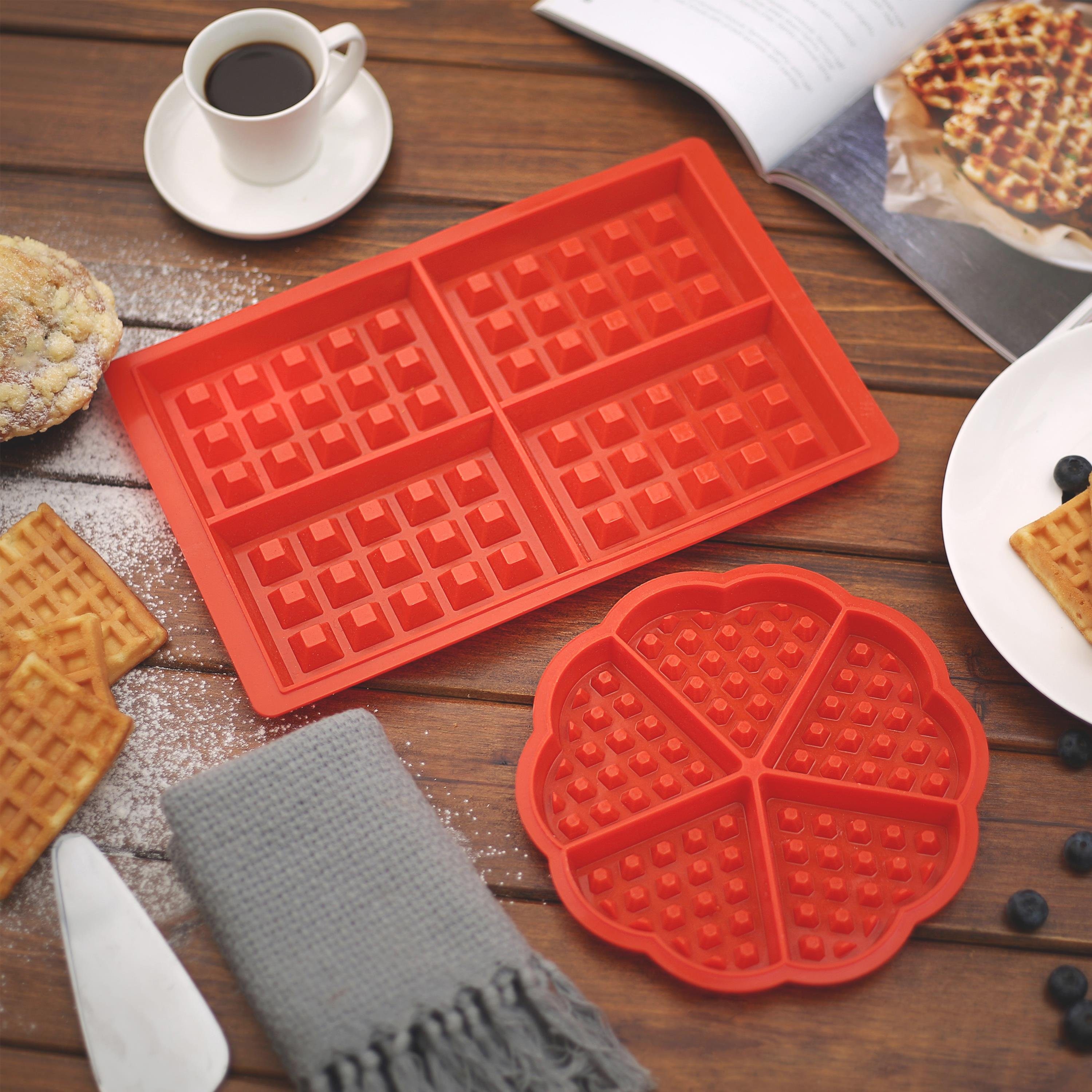Praknu Silikonform Waffelform Set Silikon, (Set 2-tlg), Für Backofen und Mikrowelle - Lebensmittelecht - Herz und Eckig Waffeln Backform