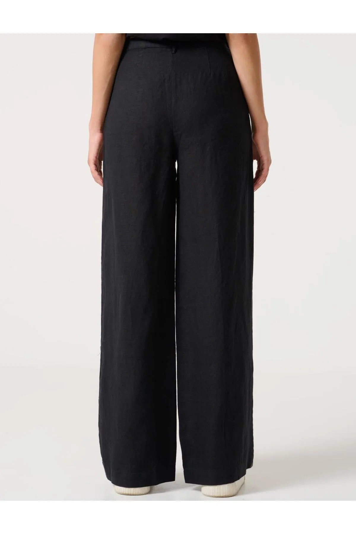 Jimmy Key  Schwarze, locker geschnittene Leinenhose mit hoher Taille und Taschen