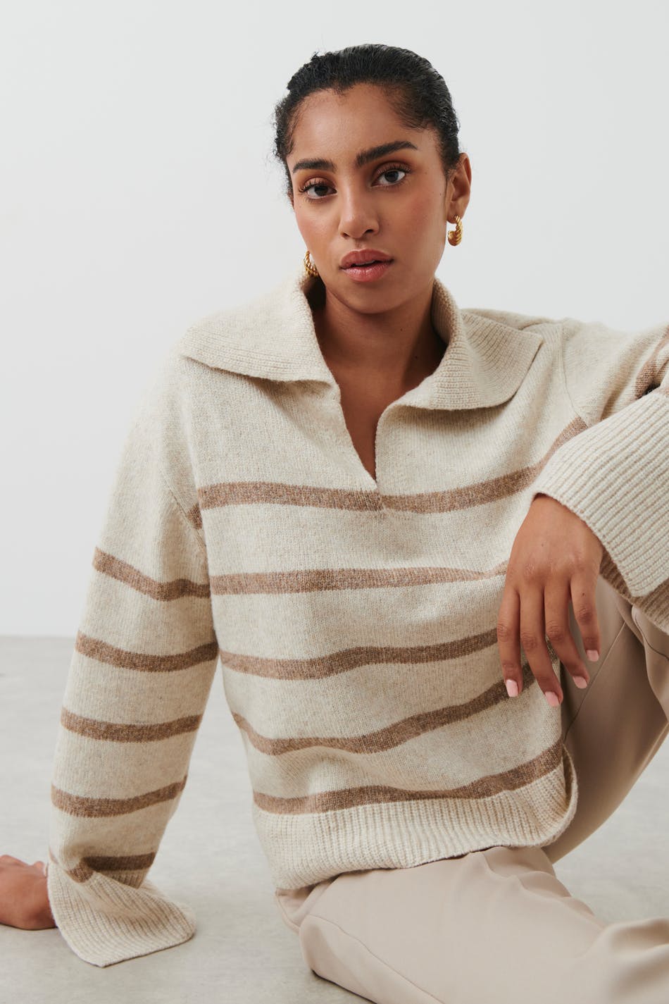V-neck knitted sweater