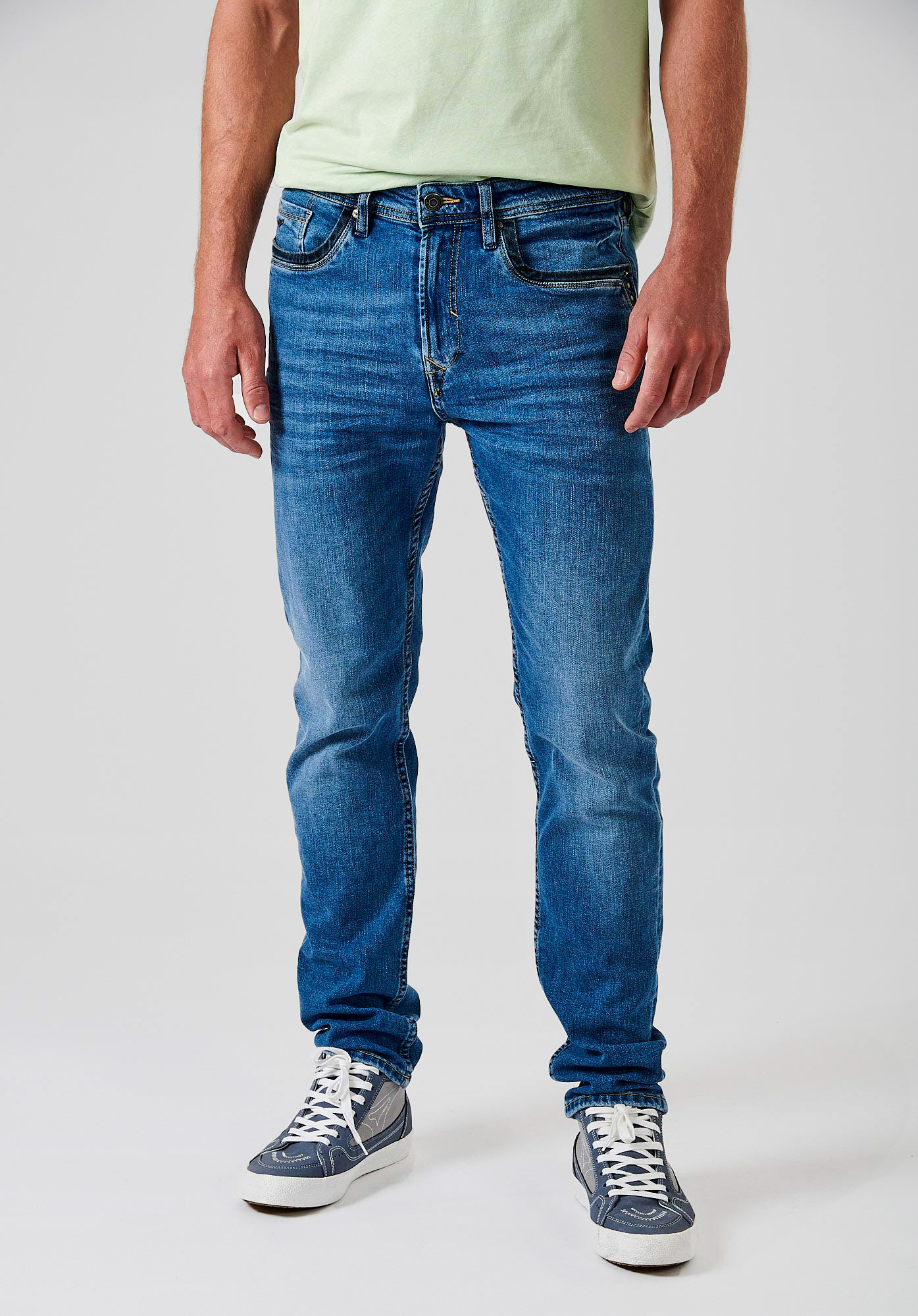 IKENA  Jean slim Homme