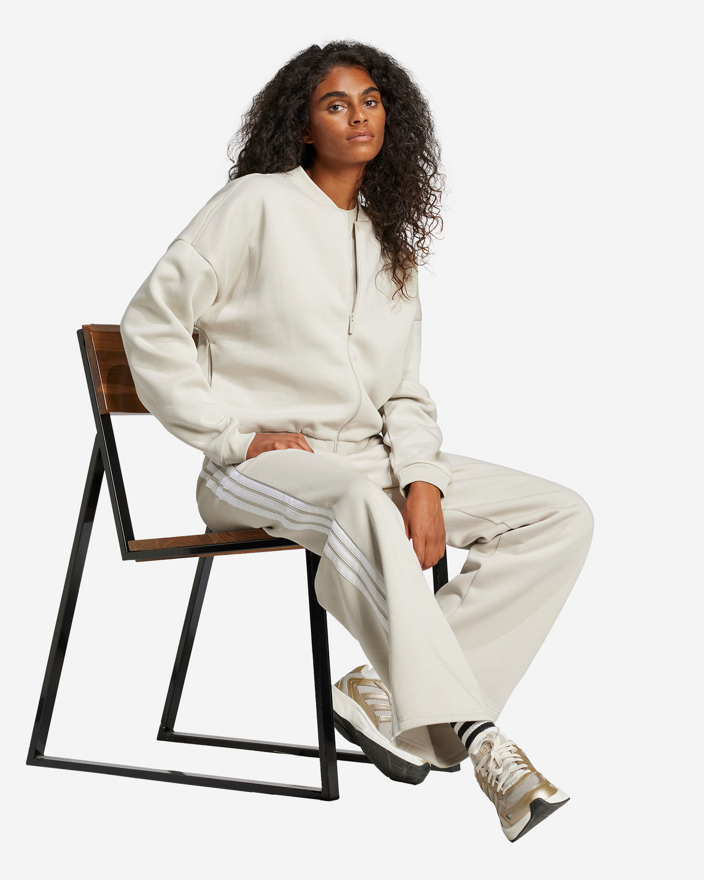 Pluszowe Adidas Essential W JD9972