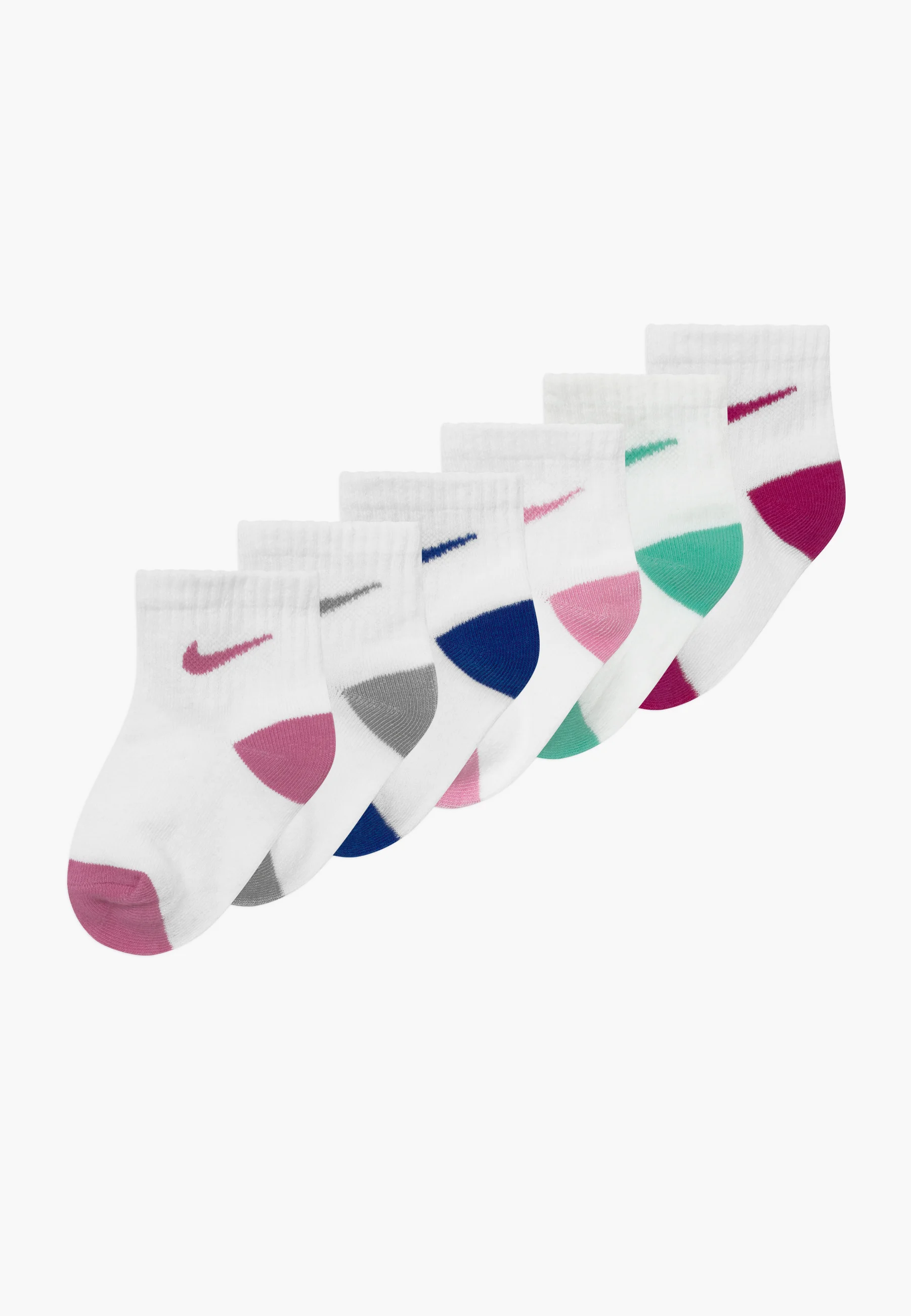 Nike Sportswear - Calcetines tobilleros para bebé (paquete de 6)