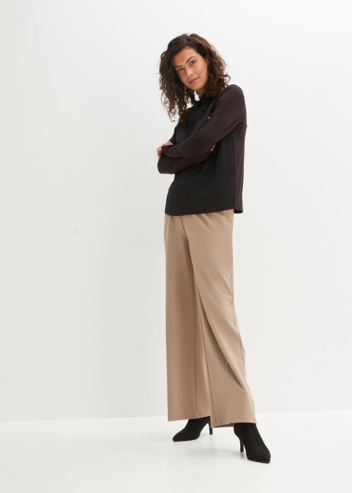 Shirt mit Twist