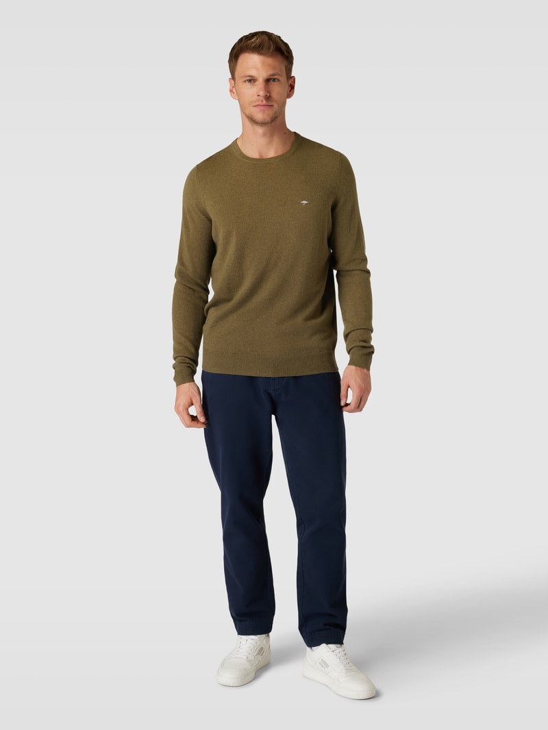 Strickpullover mit Rundhalsausschnitt in dunkelgrün meliert