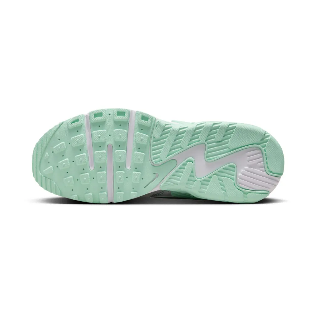 Nike Air Max Excee FZ3769-100 / weiss