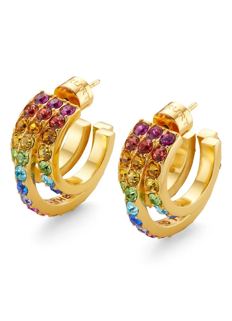 Orecchini a triplo cerchio arcobaleno di Kurt Geiger, impreziositi da cristalli.