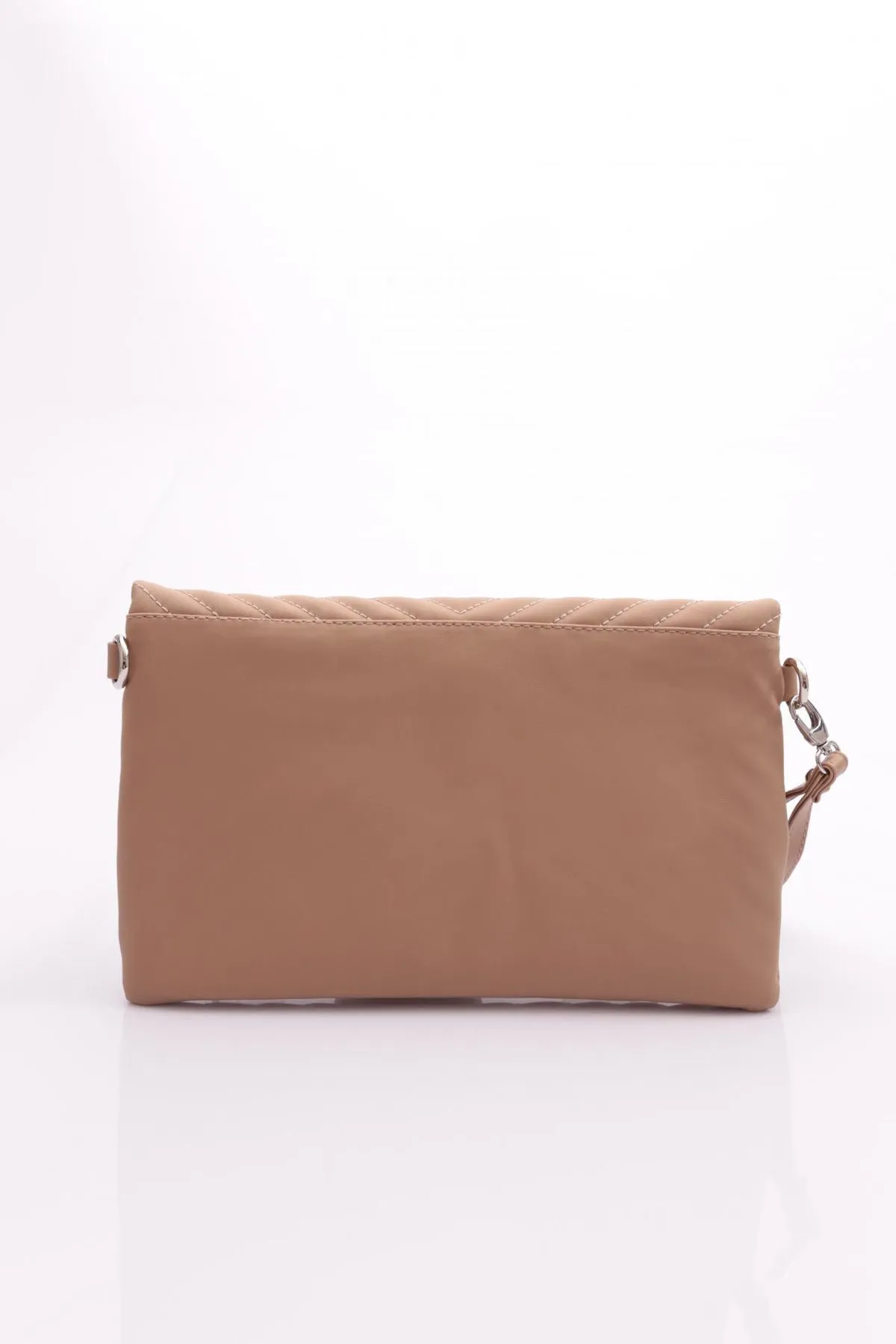 DGN  Sandfarbene Damentasche Modell 4379