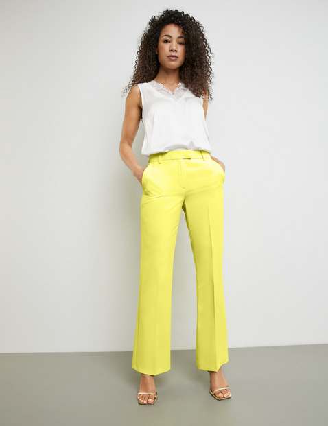 Elegante Flared Pants
