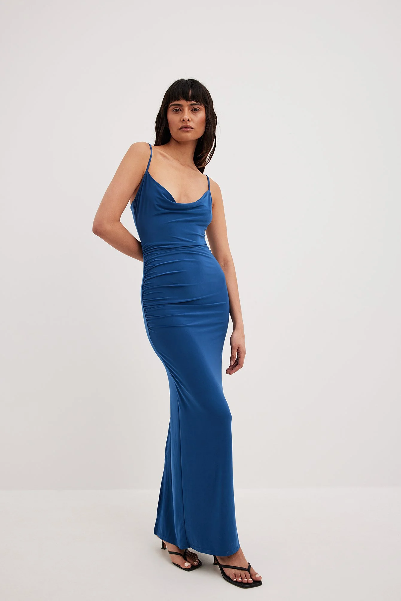 Drapiertes Kleid mit Spaghetti-Trägern