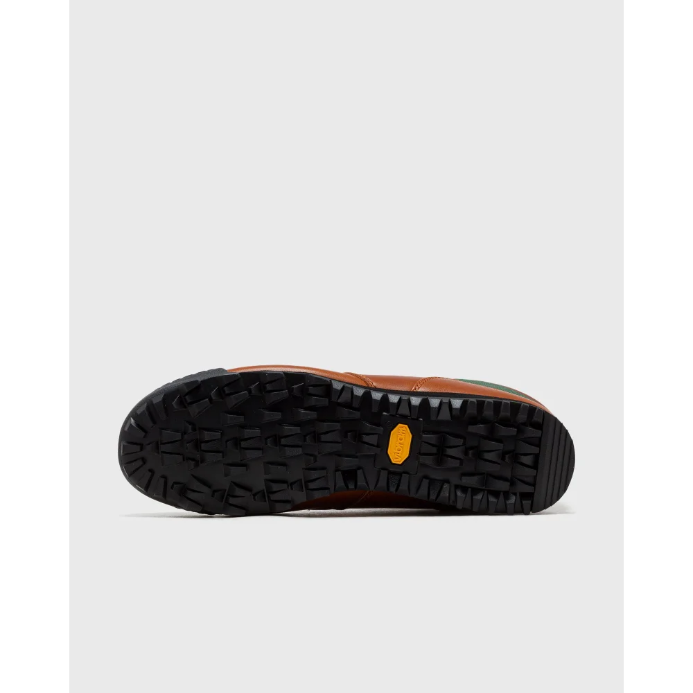 New Balance Rainier UALGSBB / braun