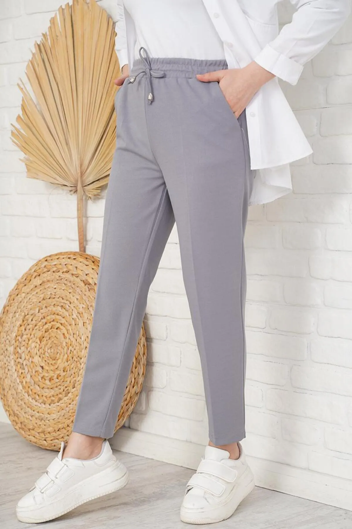 benguen  6624 Knöchelhose mit elastischem Bund und Seildetails, Grau