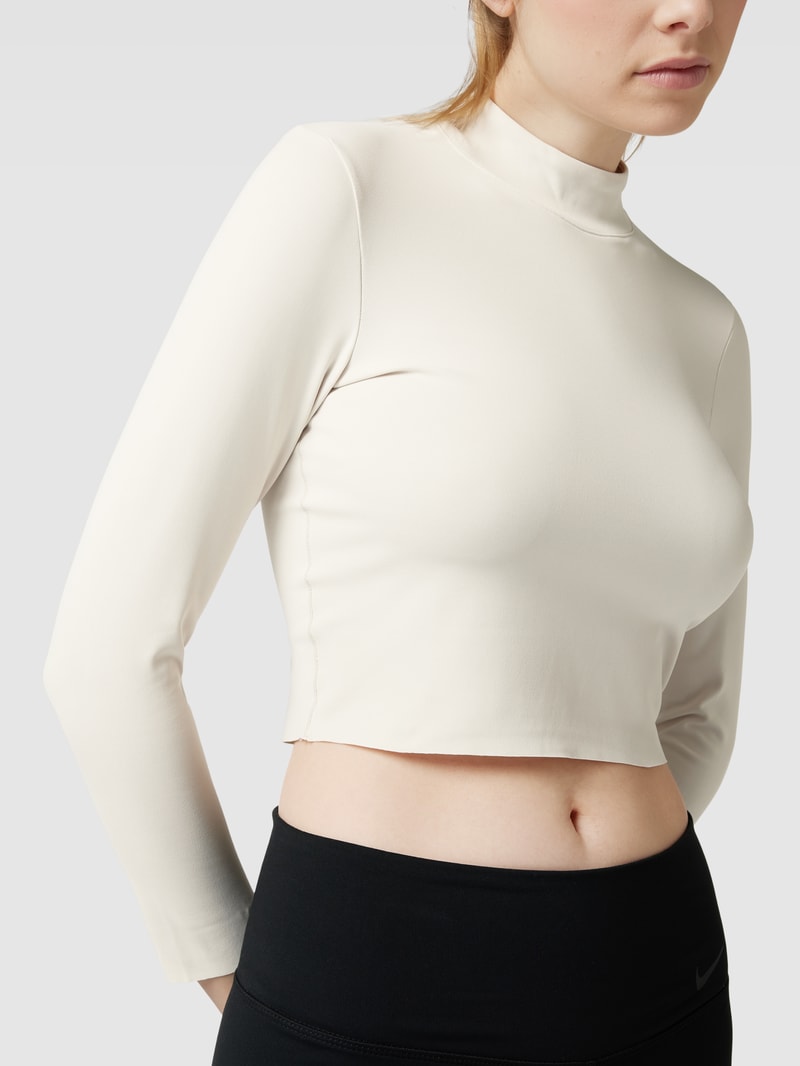 Cropped Longsleeve mit Stehkragen in offwhite