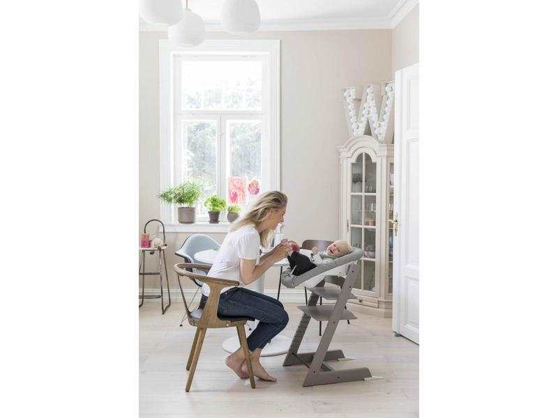 Chaise Tripp Trapp Gris Tempête avec Newborn Set