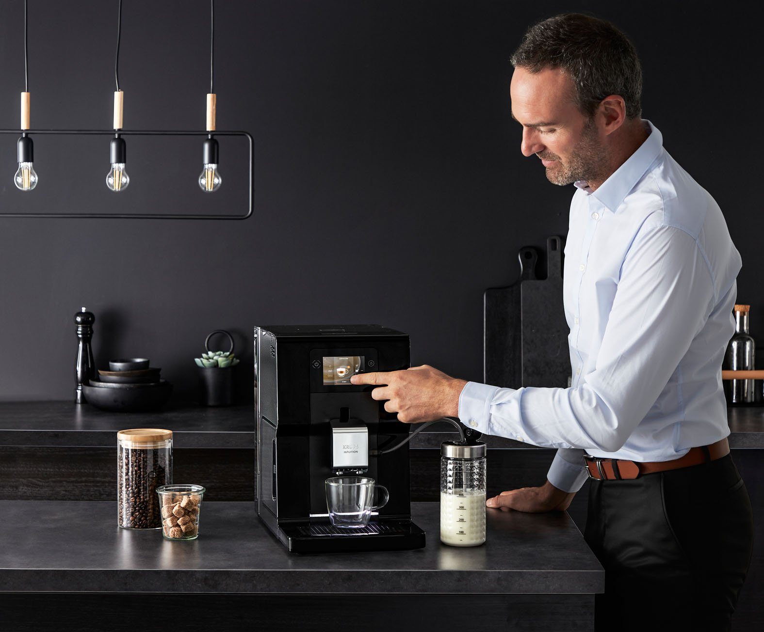 Krups Kaffeevollautomat EA8738 Intuition Preference, inkl. Milchbehälter, intuitives Lichtsystem, 11 Getränke, OTC-System