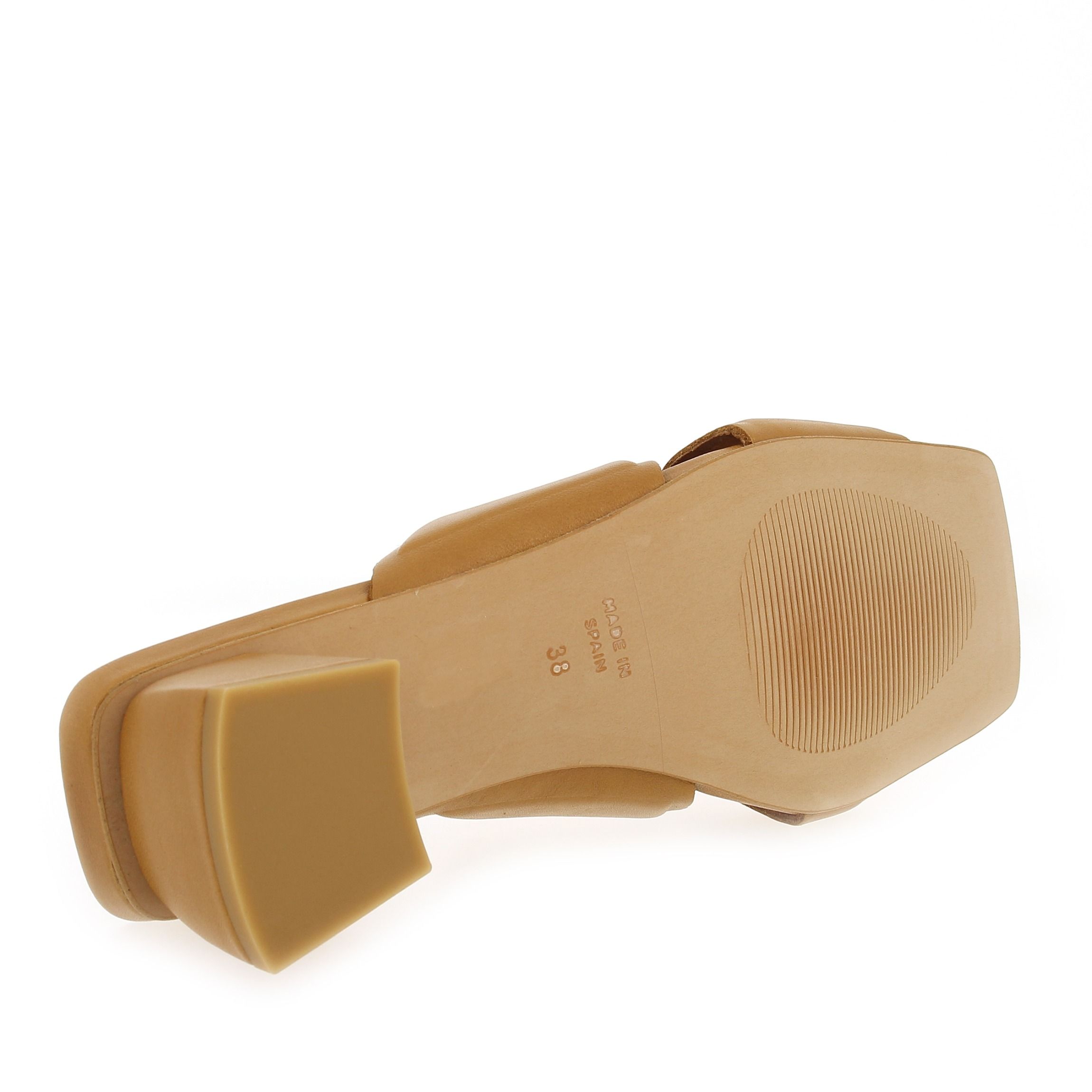 Angel Alarcon  24041-253V - Camel