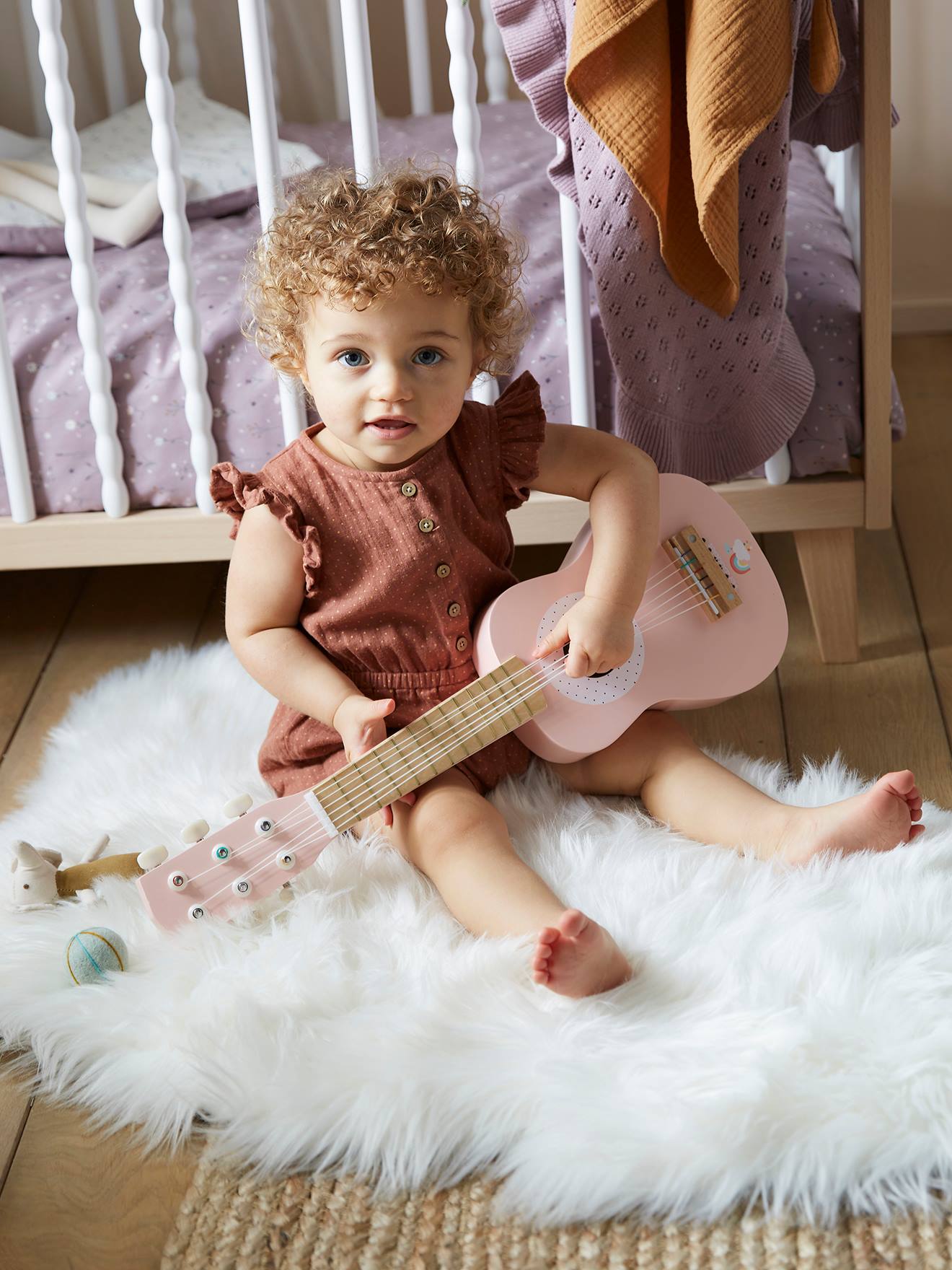 Guitare en bois FSC® tanzanie