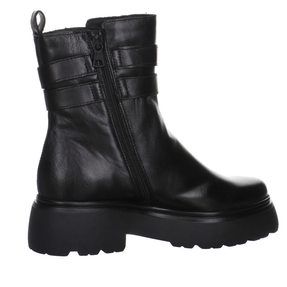 MJUS Boots