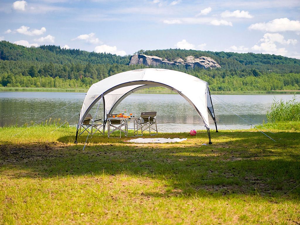Coleman Event Shelter M Partyzelt